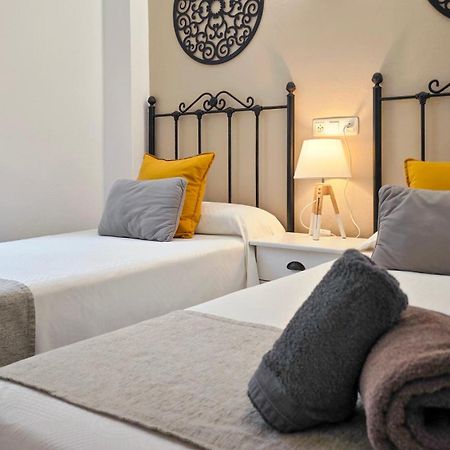 Hostal Dinamarca Sant Antoni de Portmany Dış mekan fotoğraf