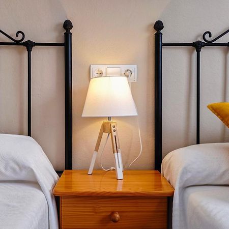 Hostal Dinamarca Sant Antoni de Portmany Dış mekan fotoğraf