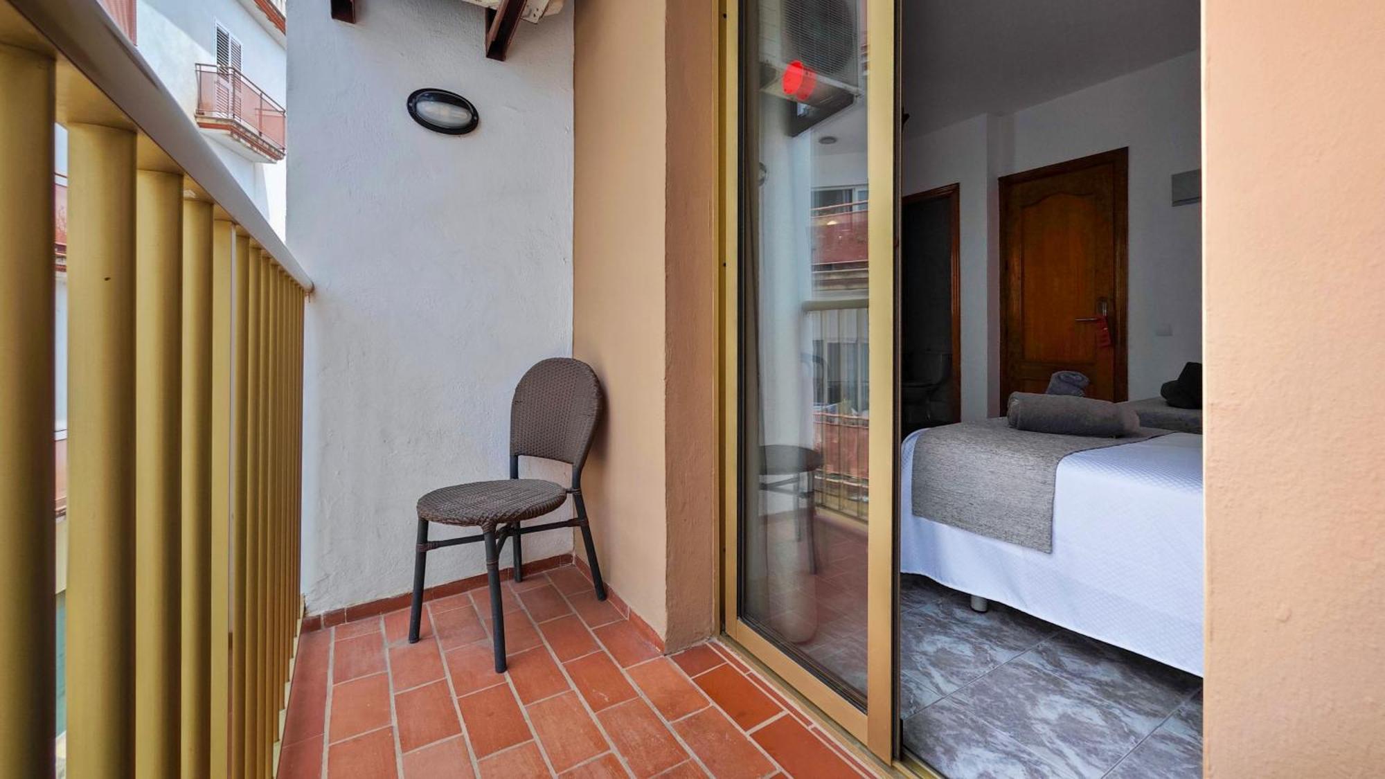 Hostal Dinamarca Sant Antoni de Portmany Dış mekan fotoğraf