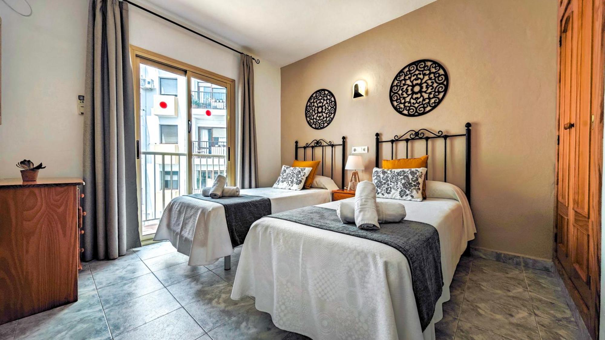 Hostal Dinamarca Sant Antoni de Portmany Dış mekan fotoğraf