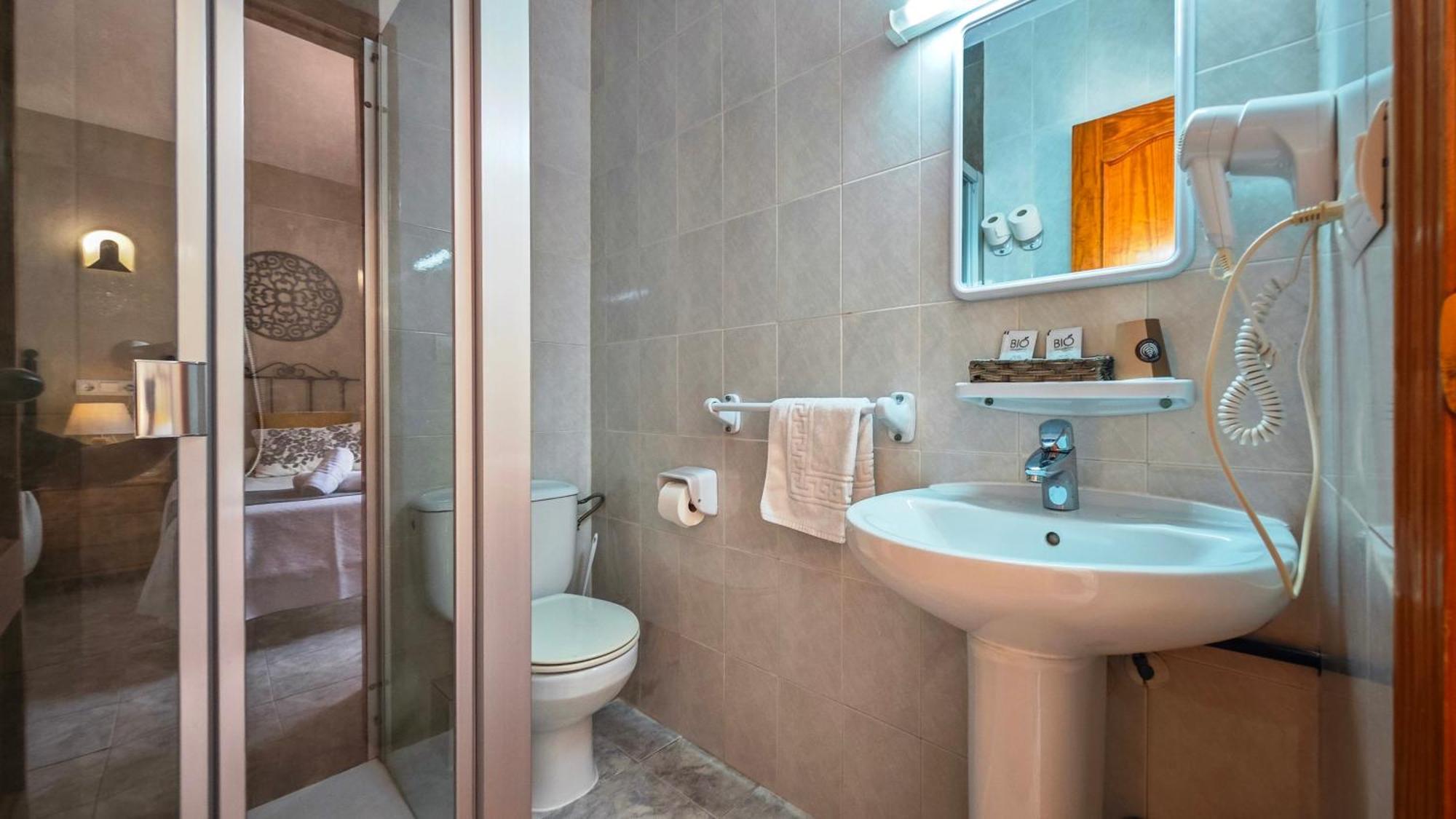 Hostal Dinamarca Sant Antoni de Portmany Dış mekan fotoğraf