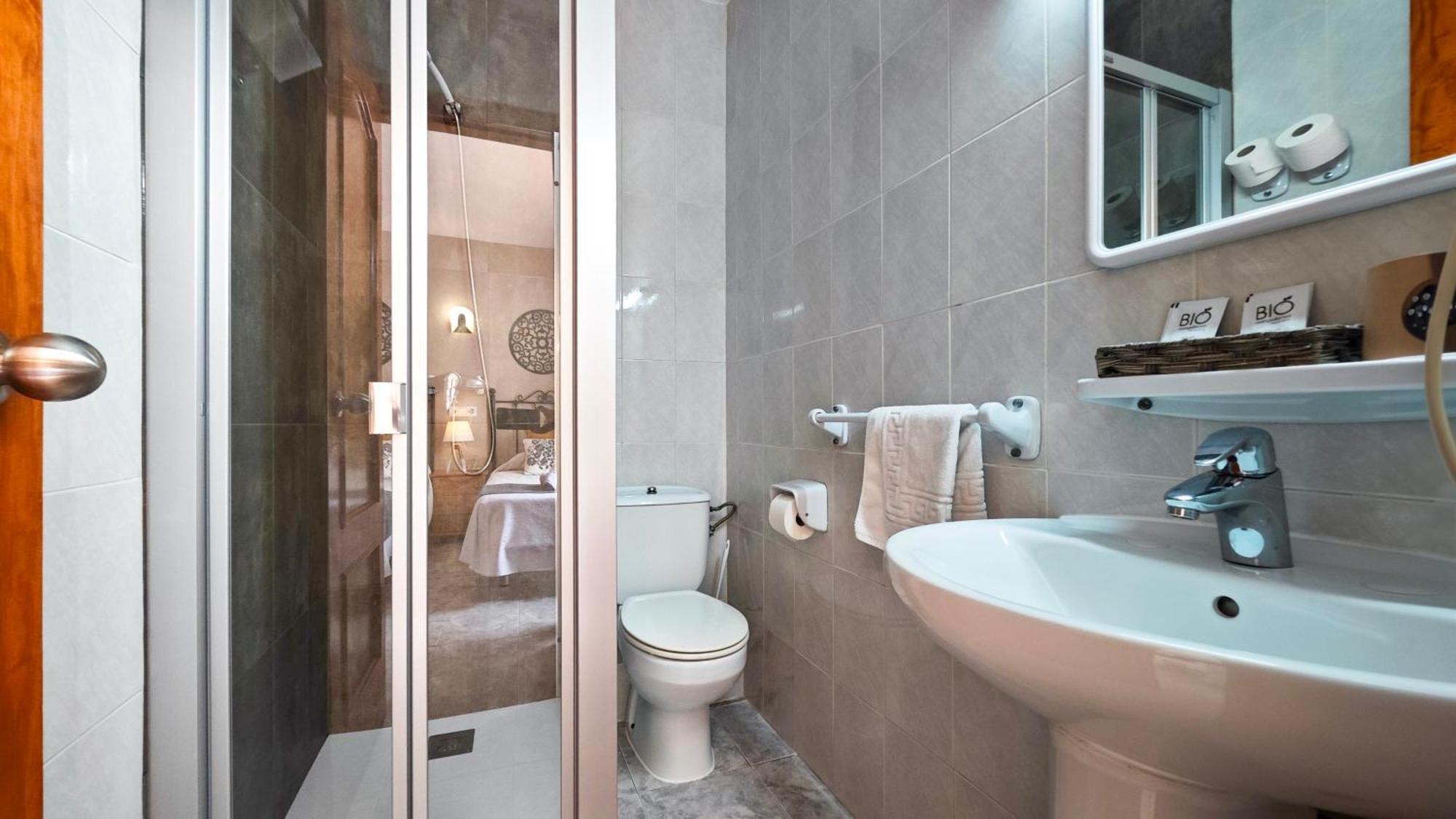 Hostal Dinamarca Sant Antoni de Portmany Dış mekan fotoğraf