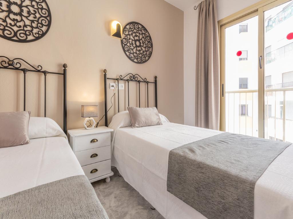Hostal Dinamarca Sant Antoni de Portmany Dış mekan fotoğraf